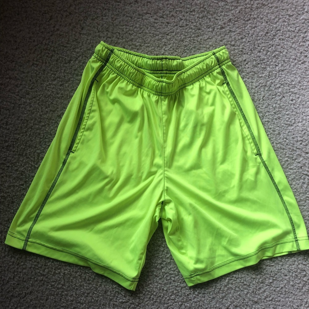 Mens basketball shorts